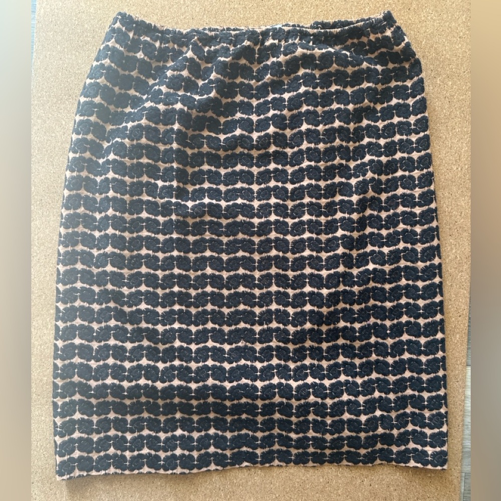 A Détacher Textured 3D Floral Pencil Skirt Beige/Black Size 8